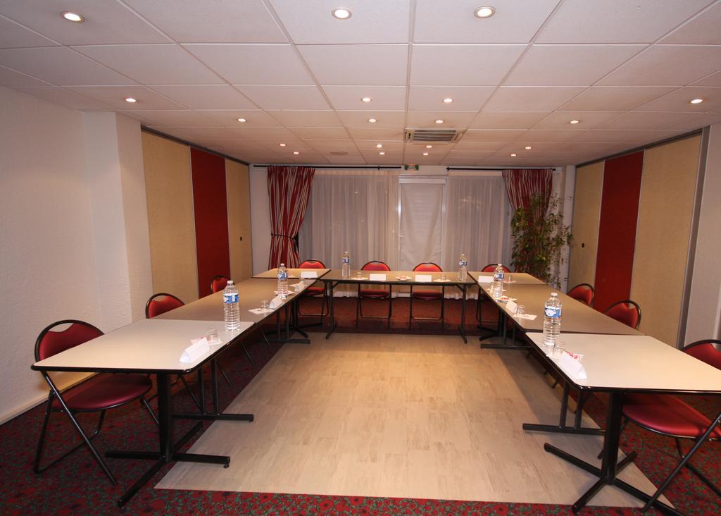 Ibis Clermont Ferrand Sud Herbet Zewnętrze zdjęcie